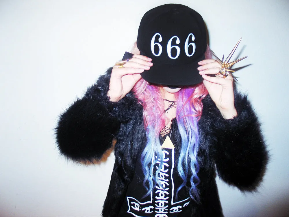 666 SNAPBACK