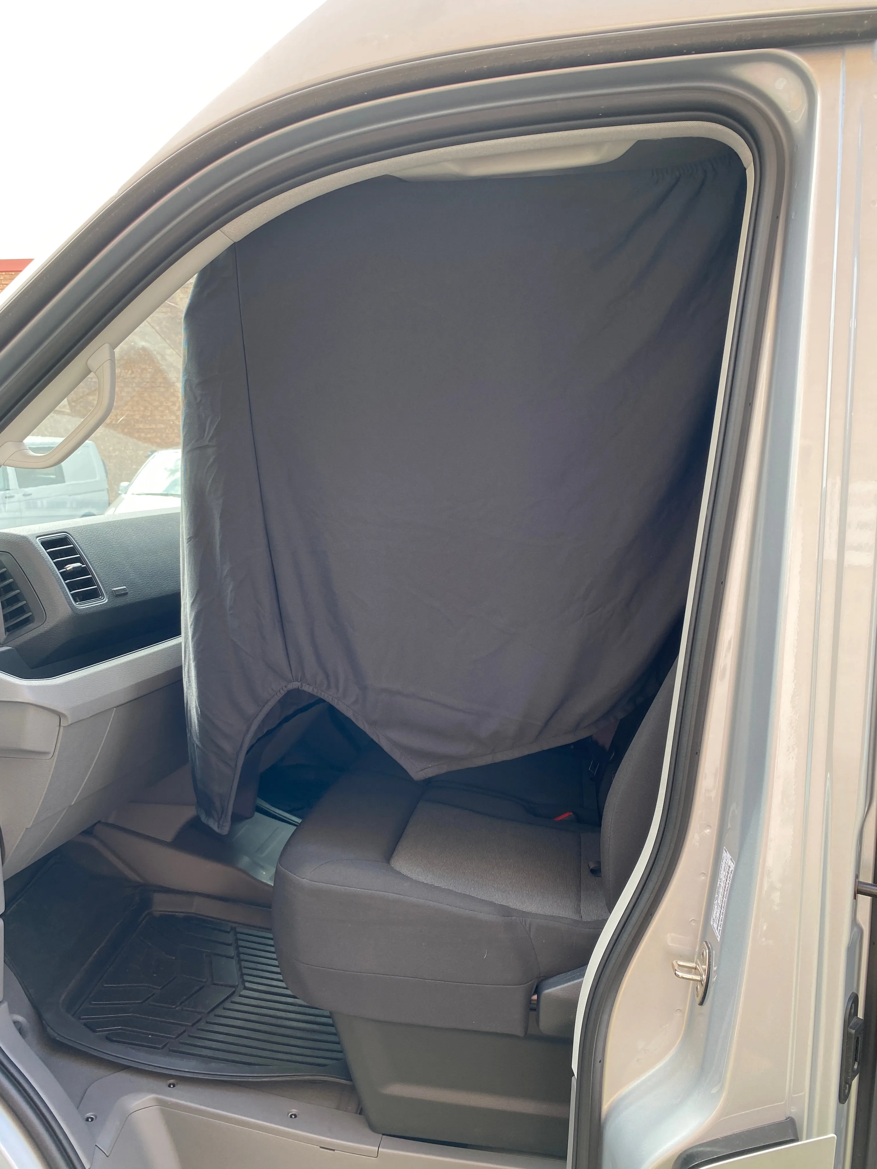 VW Crafter (2017-onwards) - Cab Curtain - 3 Windows 1pc