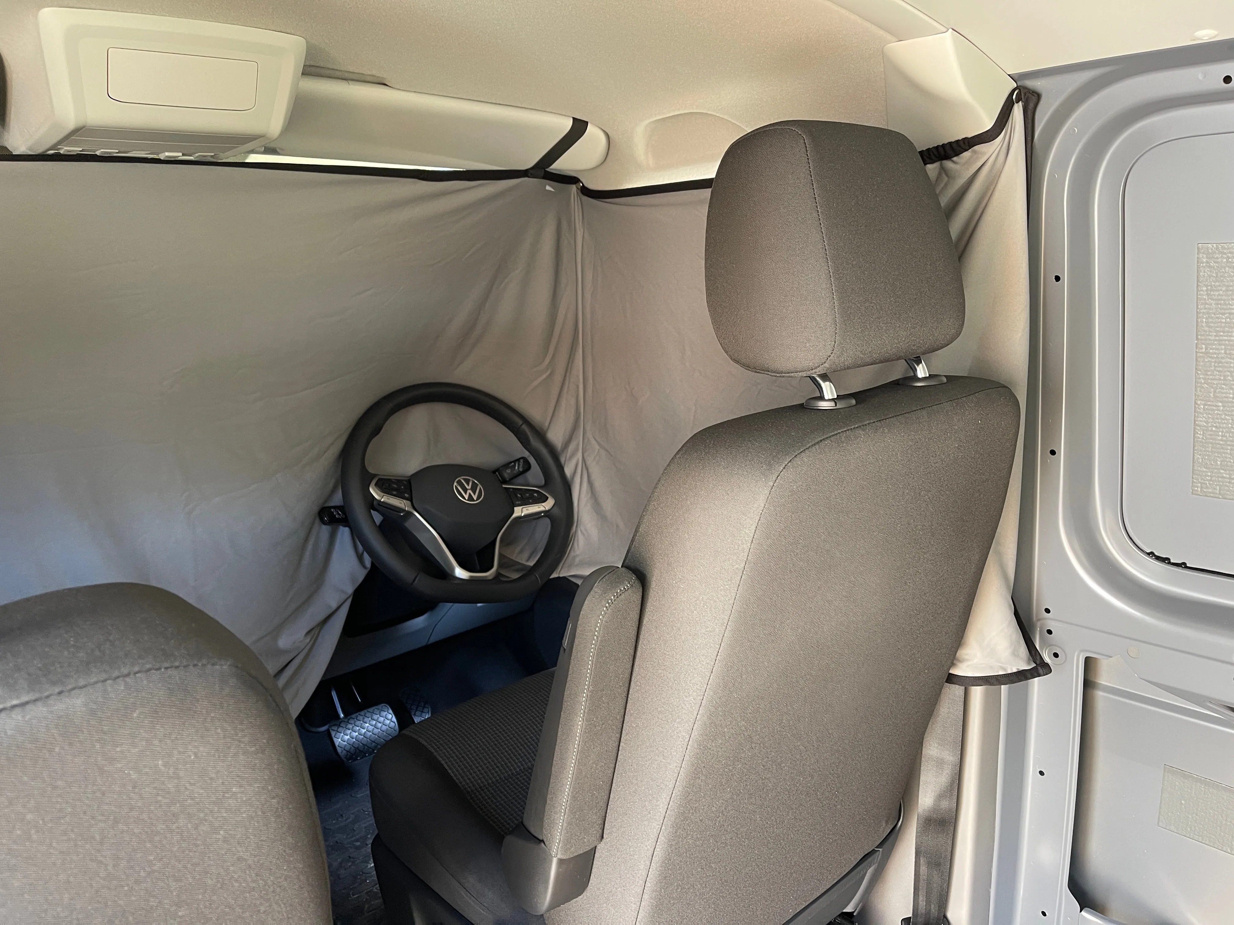 VW T5/T6/T6.1 Transporter - Cab Curtain - 3 Windows 1pc